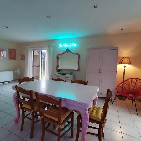 Ferienhaus Izzy's Rainbow House De Haan